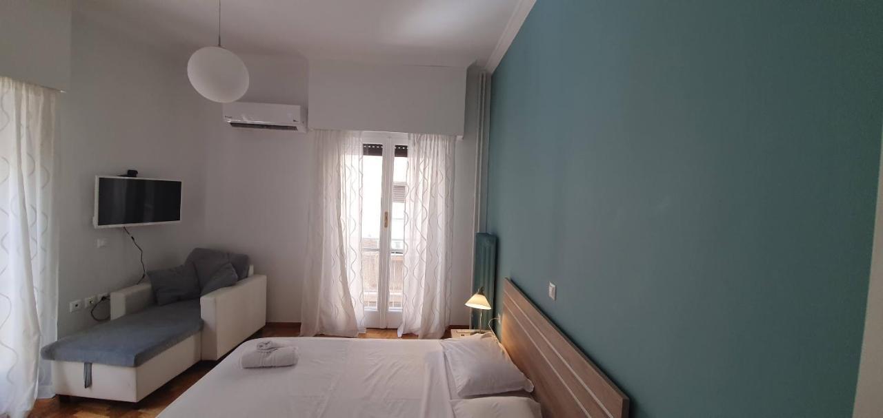 Beautiful Renovated Flat In Athens Apartment Exterior photo